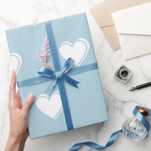 Blue White Niedlich Simple Heart Pattern Geschenkpapier (Schenken)