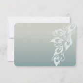 Blue White Peacock Feather Wedding RSVP Karte (Rückseite)