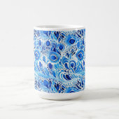 Blue White Peacock Feathers Kaffeetasse (Mittel)
