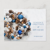 Blue White Pine Wreath Business Feiertagspostkarte (Vorderseite)