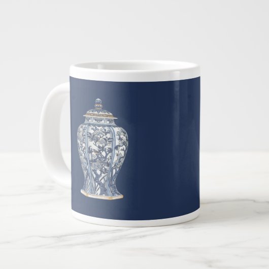 Blue & White Porcelain Vase von Vision Studio Jumbo-Tasse (Vorderseite Links)