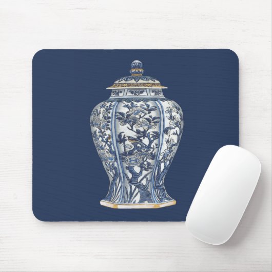 Blue & White Porcelain Vase von Vision Studio Mousepad (Mit Mouse)