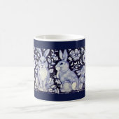 Blue & White Rabbit 7 Bunnies! Blumengift Kaffeetasse (Mittel)