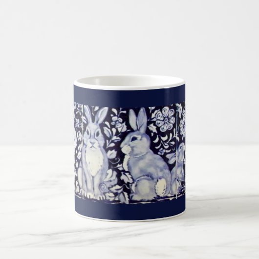 Blue & White Rabbit 7 Bunnies! Blumengift Kaffeetasse (Mittel)