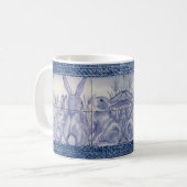 Blue & White Rabbit Bunny Family Tile auf Denim Kaffeetasse (Vorderseite Links)