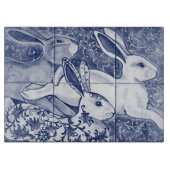 Blue White Rabbit Hare Tiled Chinoiserie Floral Schneidebrett (Vorderseite)