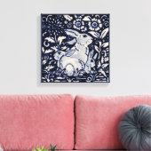 Blue & White Rabbit Spring Floral Baby Bunny Art Leinwanddruck (Insitu (Wohnzimmer))