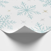 Blue & White Snowflake Sparkle Wrapping Paper Geschenkpapier (Ecke)