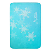 Blue White Snowflakes Minimalistischer Weihnachtsn Badematte (Vorderseite Vertikal)
