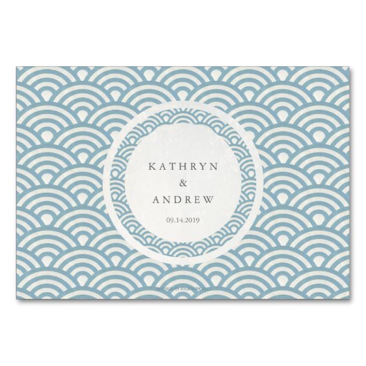 Blue+White Stilisierte Waves Flat Place Name Card Tischnummer (Rückseite)