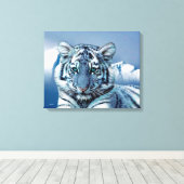 Blue White Tiger Leinwanddruck (Insitu (Holzboden))