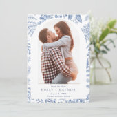 Blue White Willow Floral Foto Hochzeit Save The Date (Stehend Vorderseite)