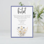 Blue Wildblumen Formal Elegantes Wedding Hotel Begleitkarte (Stehend Vorderseite)