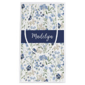 Blue Wildflower Watercolor Monogram Kleine Geschenktüte (Vorderseite)