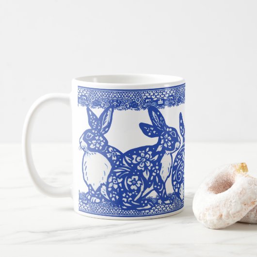 Blue Willow Rabbit Bunny Large Pattern Whimsical Kaffeetasse (Mit Donut)