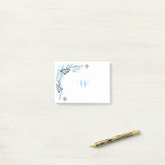 Blue Winter Floral Monogram Post-it Klebezettel (Auf Schreibtisch)