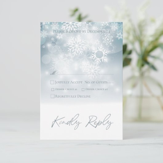 Blue Winter Snow Modern Wedding RSVP Karte (Stehend Vorderseite)