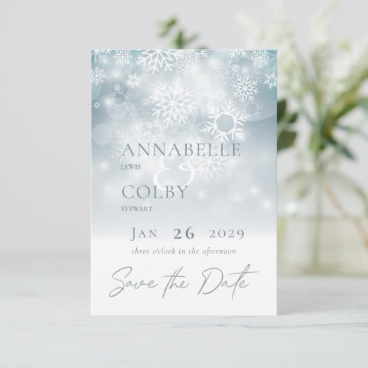 Blue Winter Snow Modern Wedding Save The Date (Stehend Vorderseite)