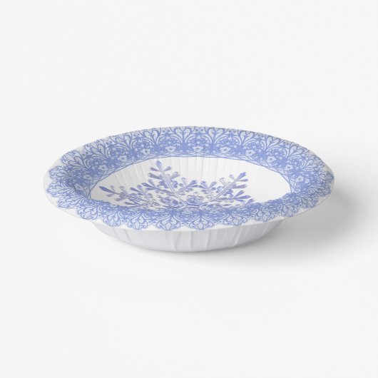 Blue Winter Snowflake Lace Edge Pappteller (Gewinkelt)