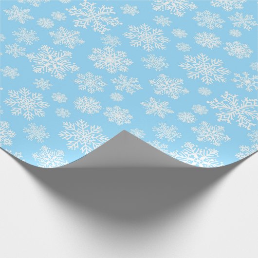Blue Winter Snowflakes Weihnachten Geschenkpapier (Ecke)