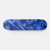 Blue Winter Snowflakes Weihnachten Skateboard (Horizontal)