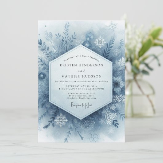 Blue Winter Wedding Einladung (Stehend Vorderseite)