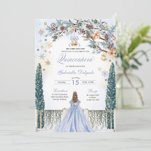 Blue Winter Wonderland Snowflake Quinceanera Einladung (Stehend Vorderseite)