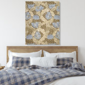 Blue Wreath Pattern (von William Morris) Leinwanddruck (Insitu (Schlafzimmer))