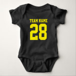Blue Yellow Baby Football Jersey Sports Romper Baby Strampler<br><div class="desc">Niedlicher Bodysuit für Kleinkinder. Mama und Liebe Sport. Es ist nur natürlich, dass das Baby auch sollte. Niedlicher Babybodyanzug in Marineblau und Gelb. Sie können den Namen und die Spielernummer auf der Vorder- und Rückseite des Trikots anpassen. Nicht nur für Fußballfans. Jeder Sportfans wird dieses Design schätzen. Baseball, Basketball, Fußball,...</div>