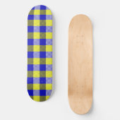 Blue Yellow Gingham Karo Design Skateboard (Vorderseite)