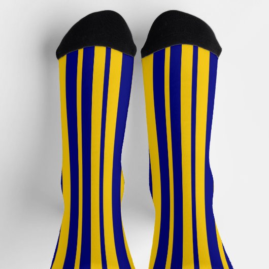 Blue Yellow Stylish Stripes Pattern Design  Socken (Oben)