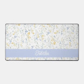 Blue Yellow Wildflower Pattern Custom Name Schreibtischunterlage (Vorderseite)