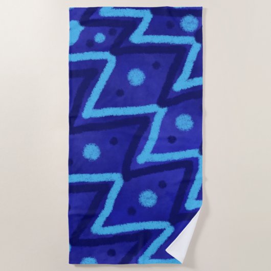Blue Zig Zags Dots Funky Pattern  Strandtuch (Vorderseite)