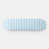 Blue Zigzag, Blue Zickzack, geometrisches Muster Skateboard (Horizontal)