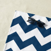 Blue Zigzag, Navy Blue Zickzack, Ihr Name Strandtuch (Beispiel)