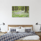 Bluebells und Eichen im Frühling, Little Hagley Leinwanddruck (Insitu (Schlafzimmer))