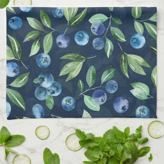 Blueberry dunkles Hintergrundmuster Geschirrtuch (Gefaltet)
