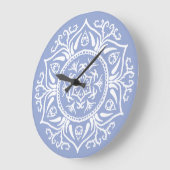 Blueberry Mandala Große Wanduhr (Winkel)