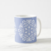Blueberry Mandala Kaffeetasse (VorderseiteRechts)