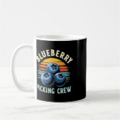 Blueberry Picking Crew Bauer Landwirtschaft Kaffeetasse (Links)