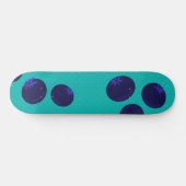 Blueberry Pop – Minimal Fruit Pattern Skateboard (Horizontal)