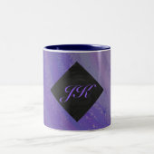 Blueberry Smear und Black Monogram Zweifarbige Tasse (Mittel)