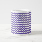 Blueberry Smear Zickzack Muster Jumbo-Tasse (Vorderseite)