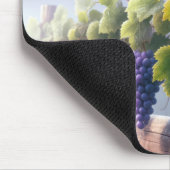 Bluebird singt auf einem Grapevine Mousepad (Ecke)