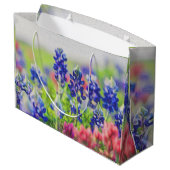 Bluebonnet auf einer Geschenk-Tasche Große Geschenktüte (Rückseite Schrägansicht)