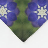 Bluebonnet Symmetrie Fleecedecke (Ecke)
