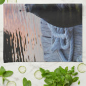 Bluegill bei Sonnenuntergang Lake Arrowhead Handtuch (Gefaltet)