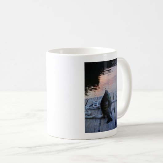 Bluegill bei Sonnenuntergang Lake Arrowhead Kaffeetasse (VorderseiteRechts)