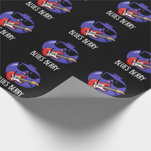 Blues Berry Funny Fruit Pun Dark BG Geschenkpapier (Ecke)