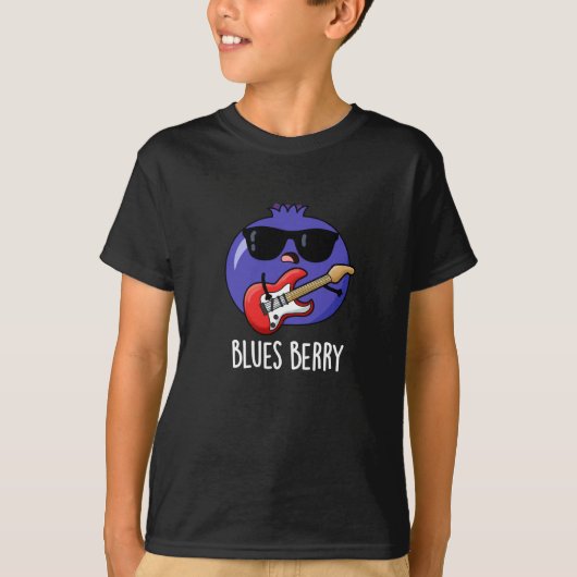 Blues Berry Funny Fruit Pun Dark BG T-Shirt (Vorderseite)